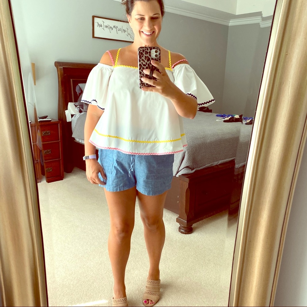 Rick Rack Trimmed Flowy Top